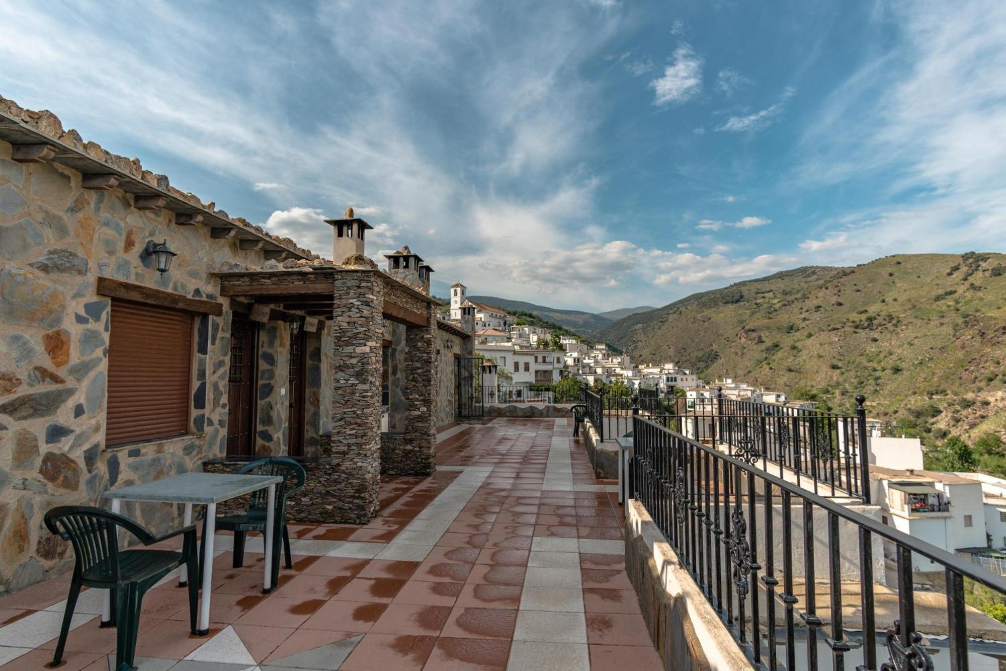 Alojamientos Rurales Los Macabes Alpujarra De La Sierra Kamer foto