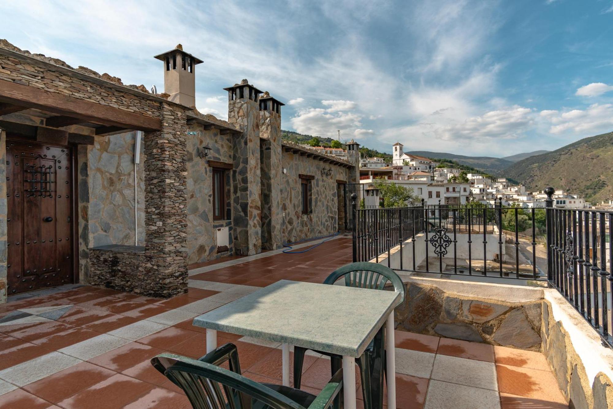 Alojamientos Rurales Los Macabes Alpujarra De La Sierra Kamer foto